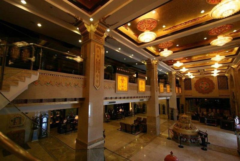 Brahmaputra Grand Hotel Lhásza Beltér fotó